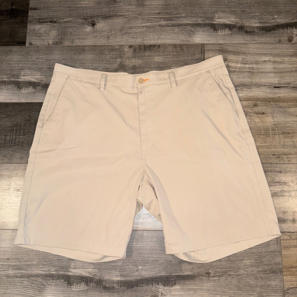 STITCH Britches Golf Shorts Mens 42 Khaki Performance Stretch Chino Flat Front
